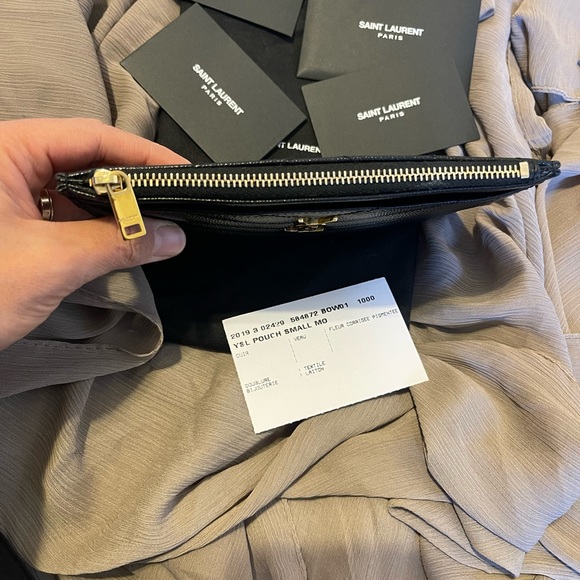 YSL MATELASSE Small Zipped Pouch - Picture 11 of 14